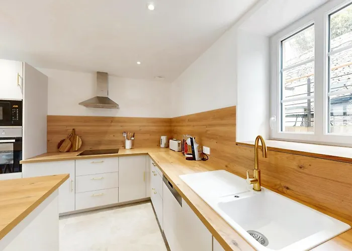 La Nacriere Maison Bourg De 3 *