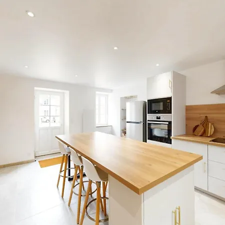 Дом отдыха La Nacriere Maison Bourg De 3