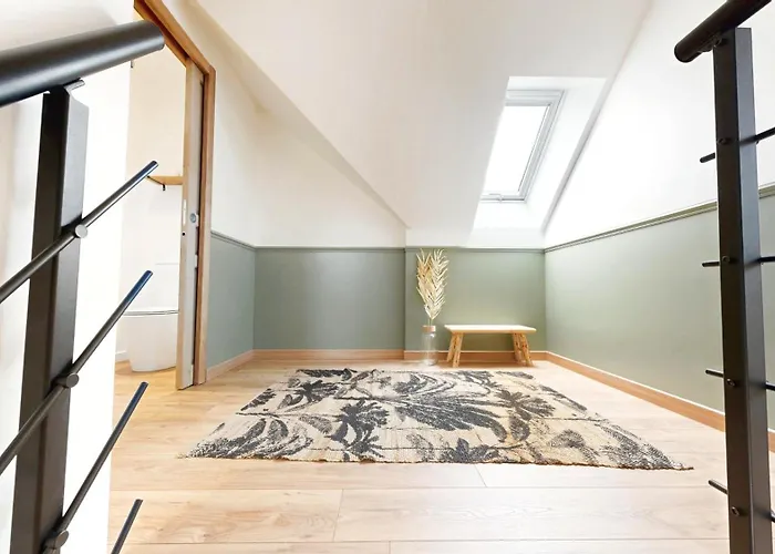 La Nacriere Maison Bourg De 3 *